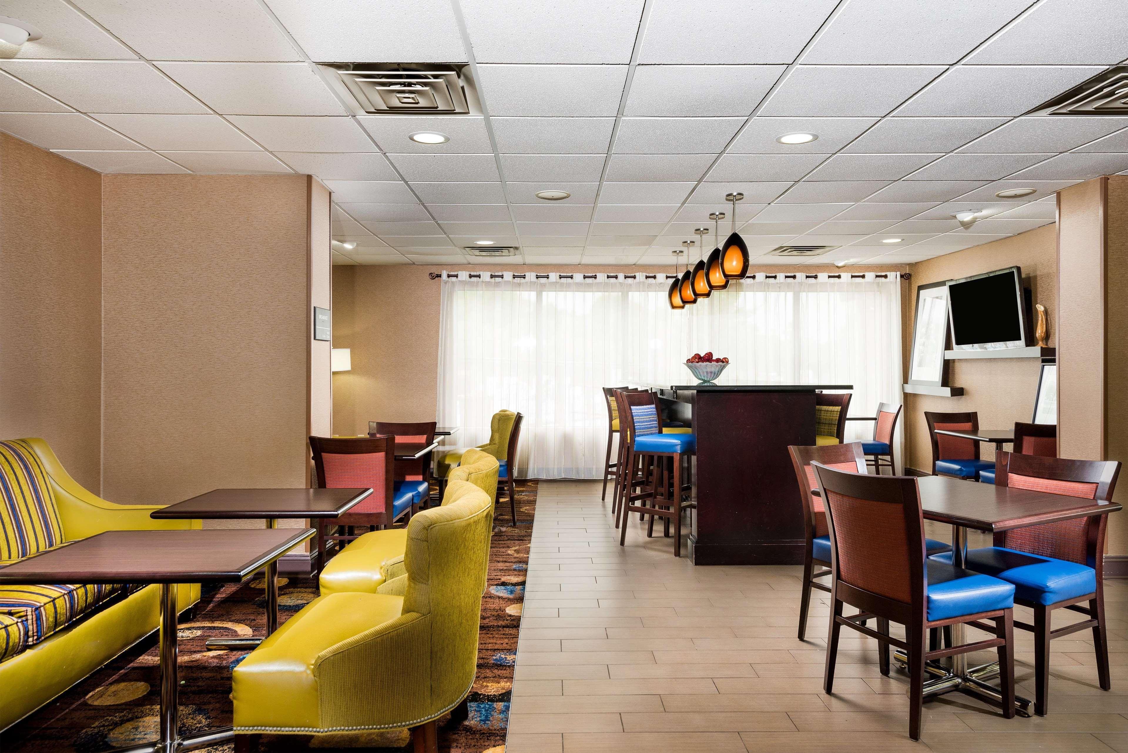 Hampton Inn Ft. Chiswell-Max Meadows Buitenkant foto